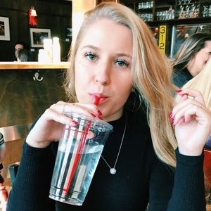 Meet your Posher, Andrea